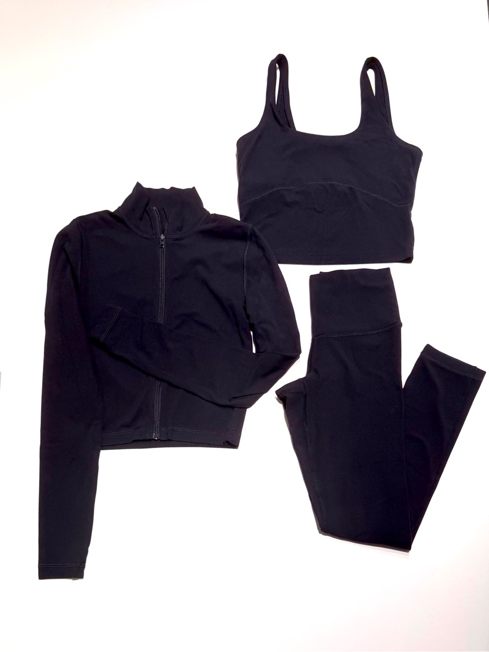 Aritzia TnA Black 3-Piece Activewear Set - Zip Jacket, Sports Bra, Leggings XS